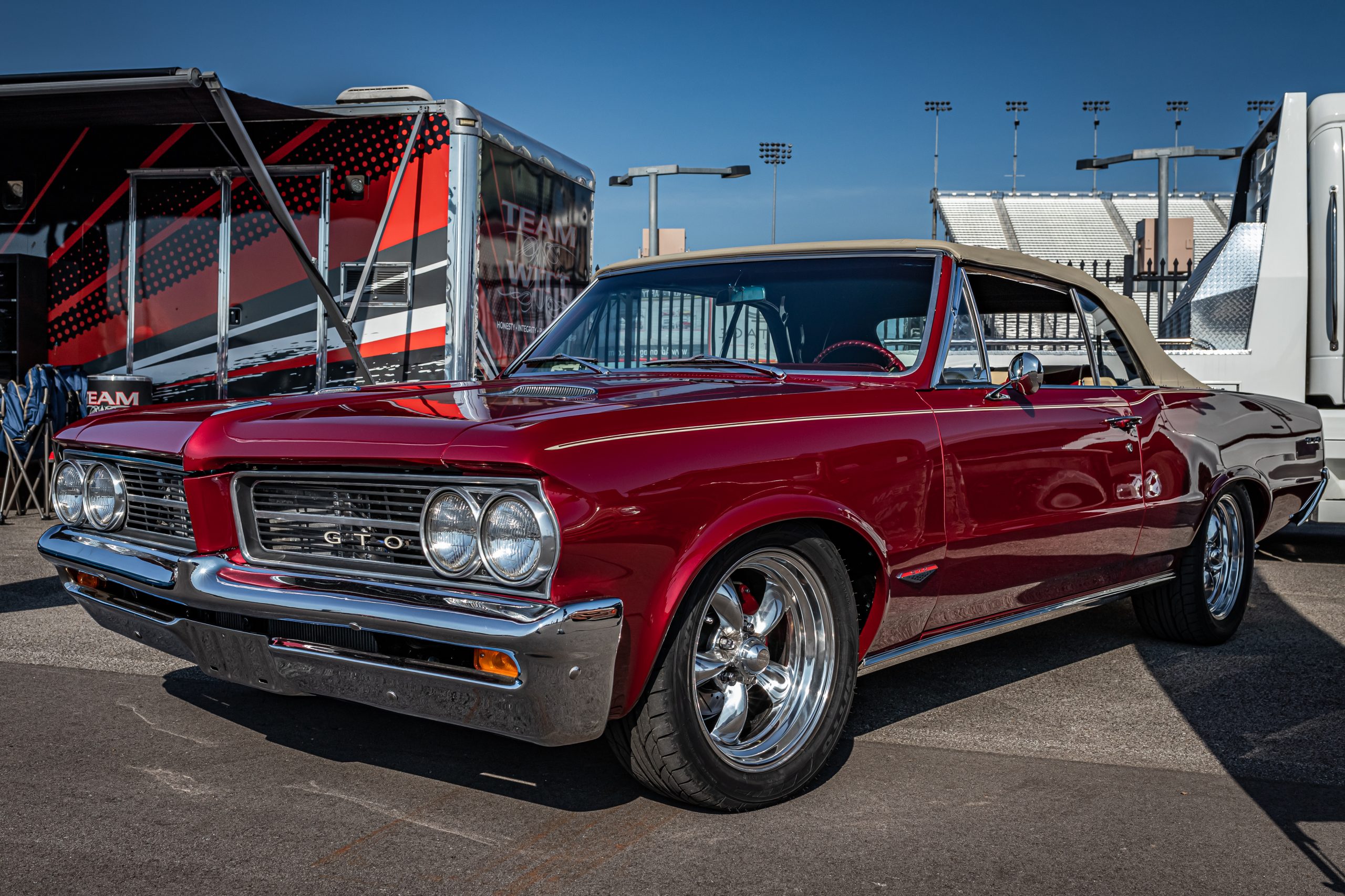 1964 Pontiac GTO - side front view