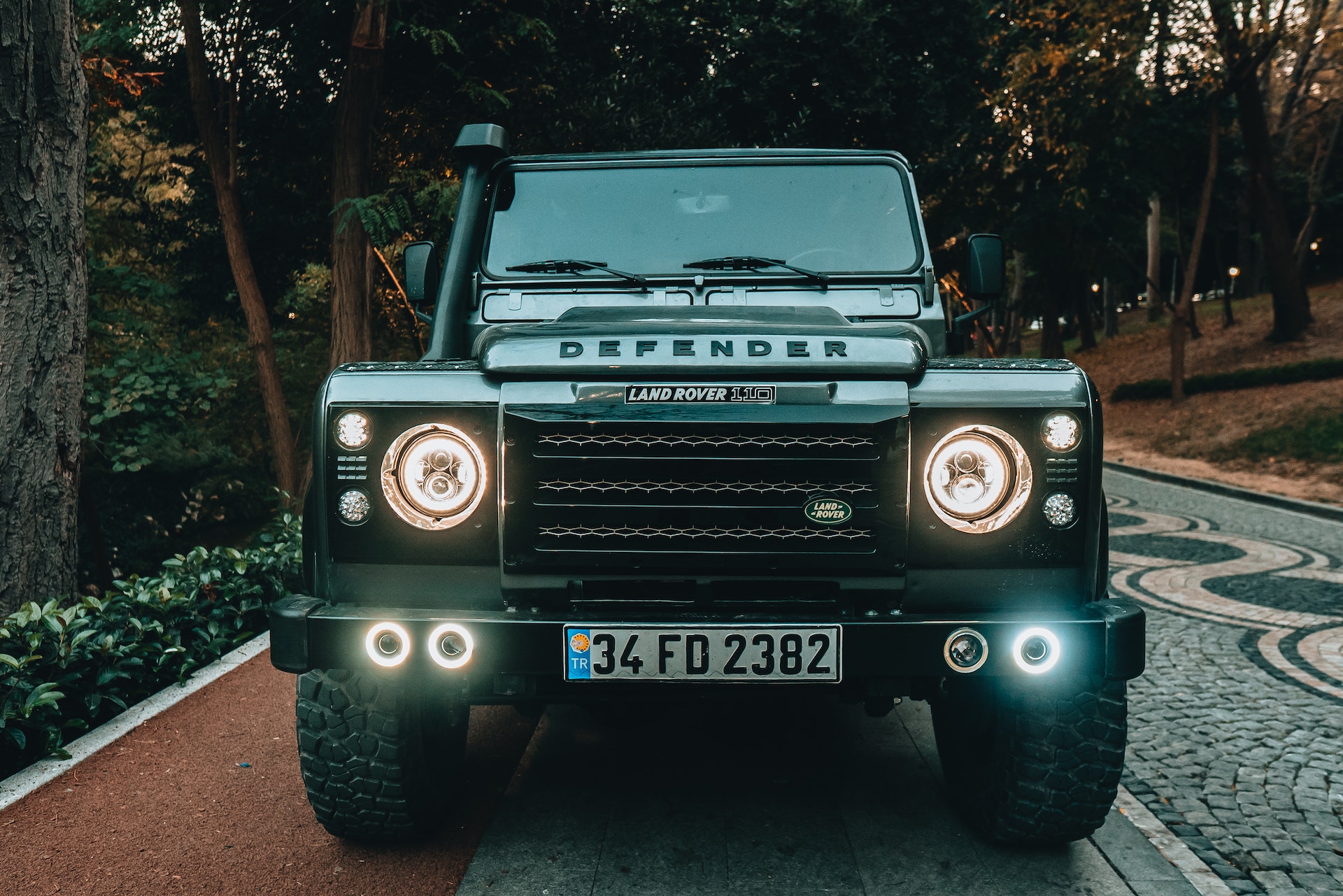 Land Rover Defender front view